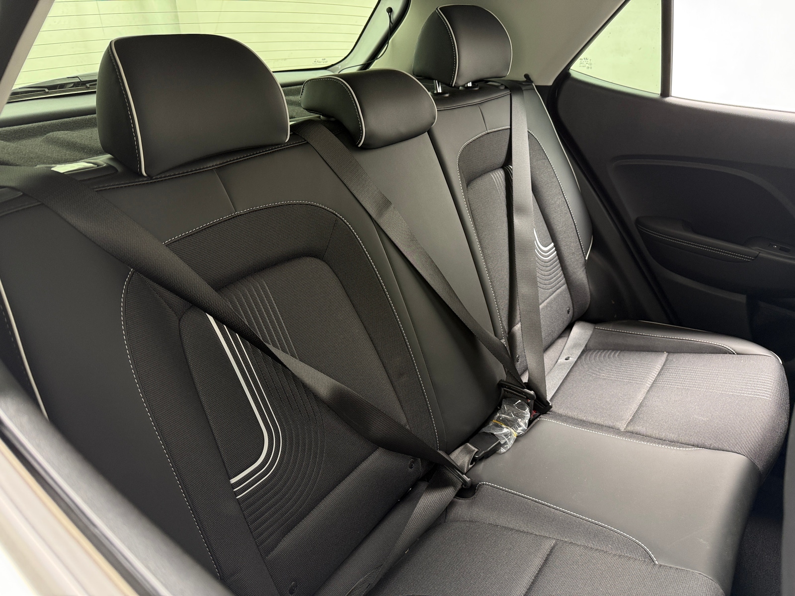 Thumbnail: 2025 Hyundai Venue - 6