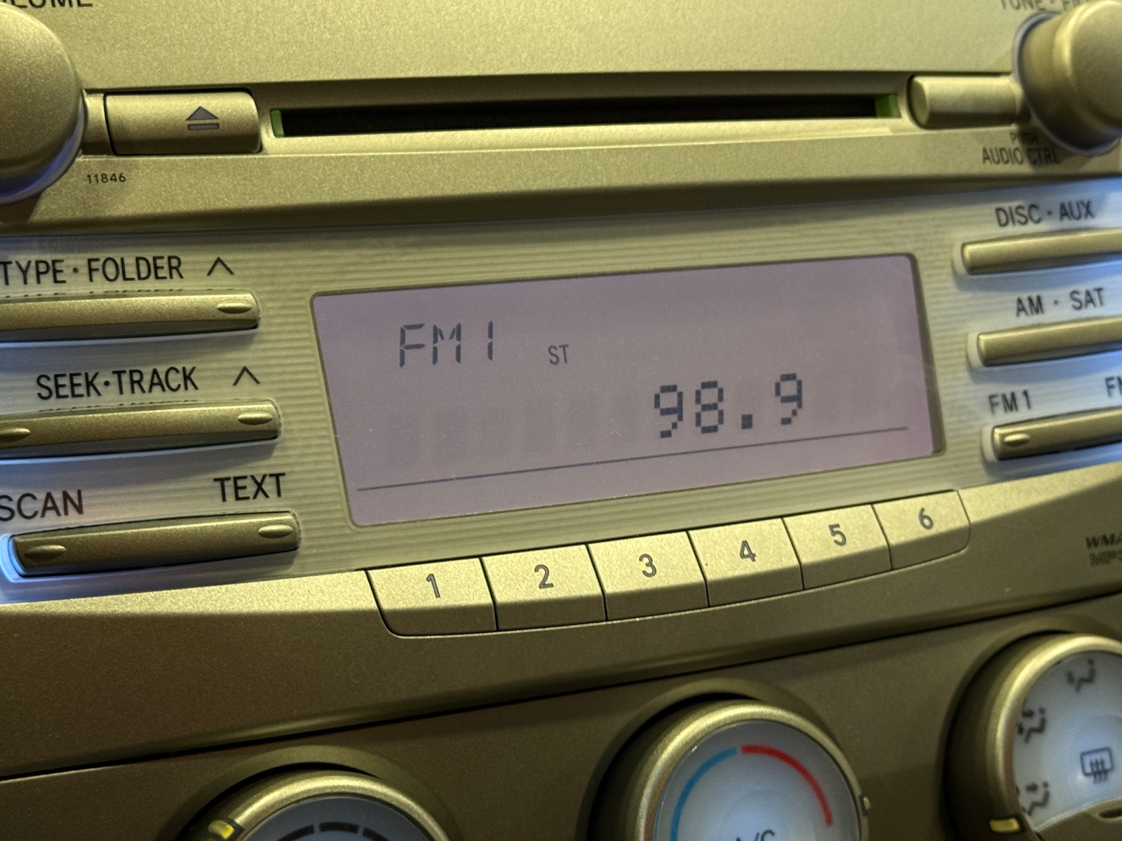 Thumbnail: 2011 Toyota Camry - 4