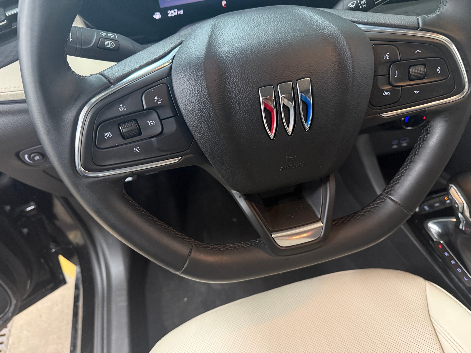 Thumbnail: 2025 Buick Encore GX - 4