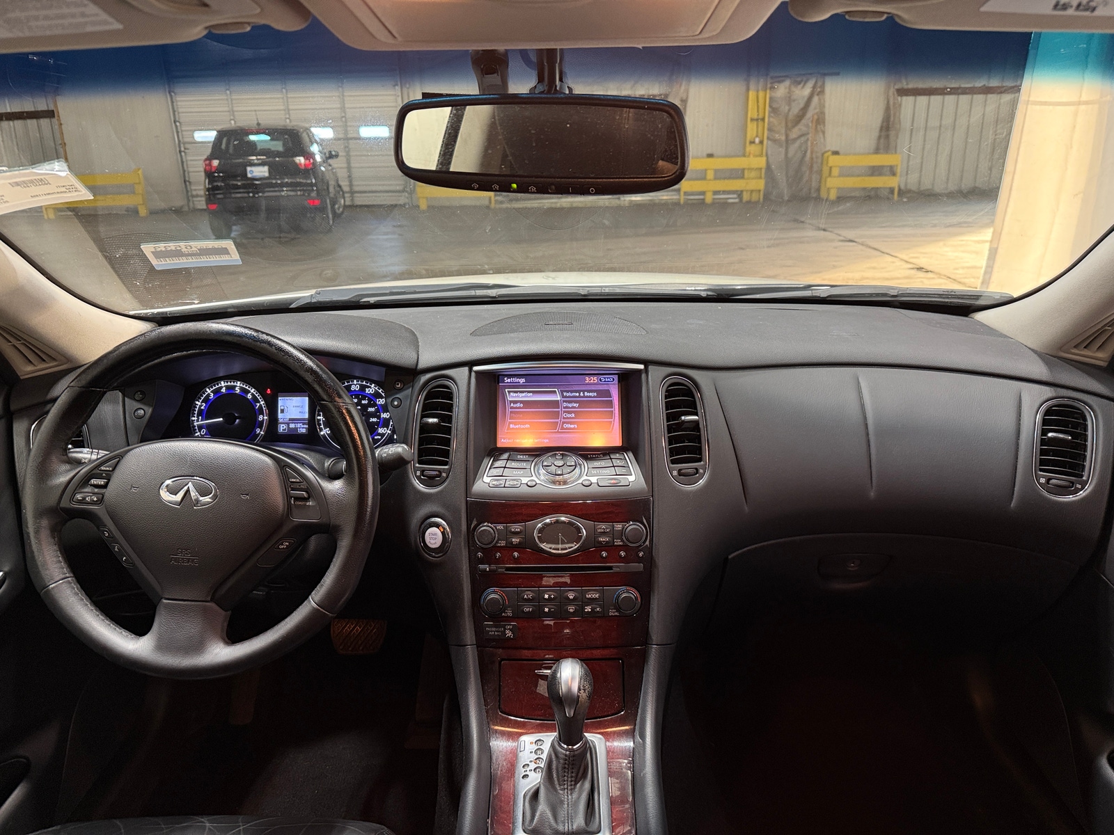 Thumbnail: 2017 INFINITI QX50 - 2