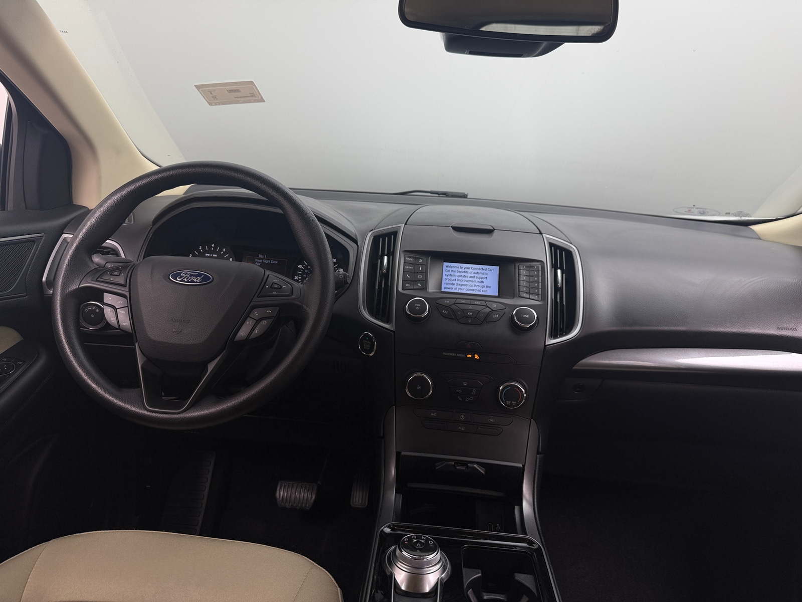 Thumbnail: 2019 Ford Edge - 3