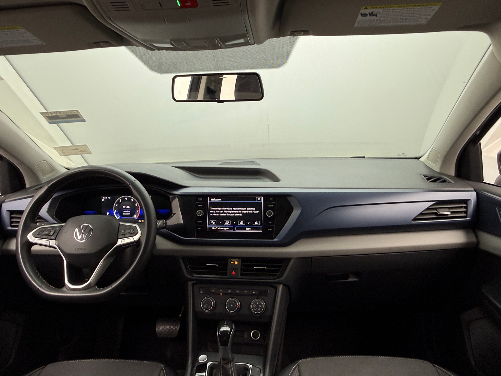 Thumbnail: 2022 Volkswagen Taos - 3