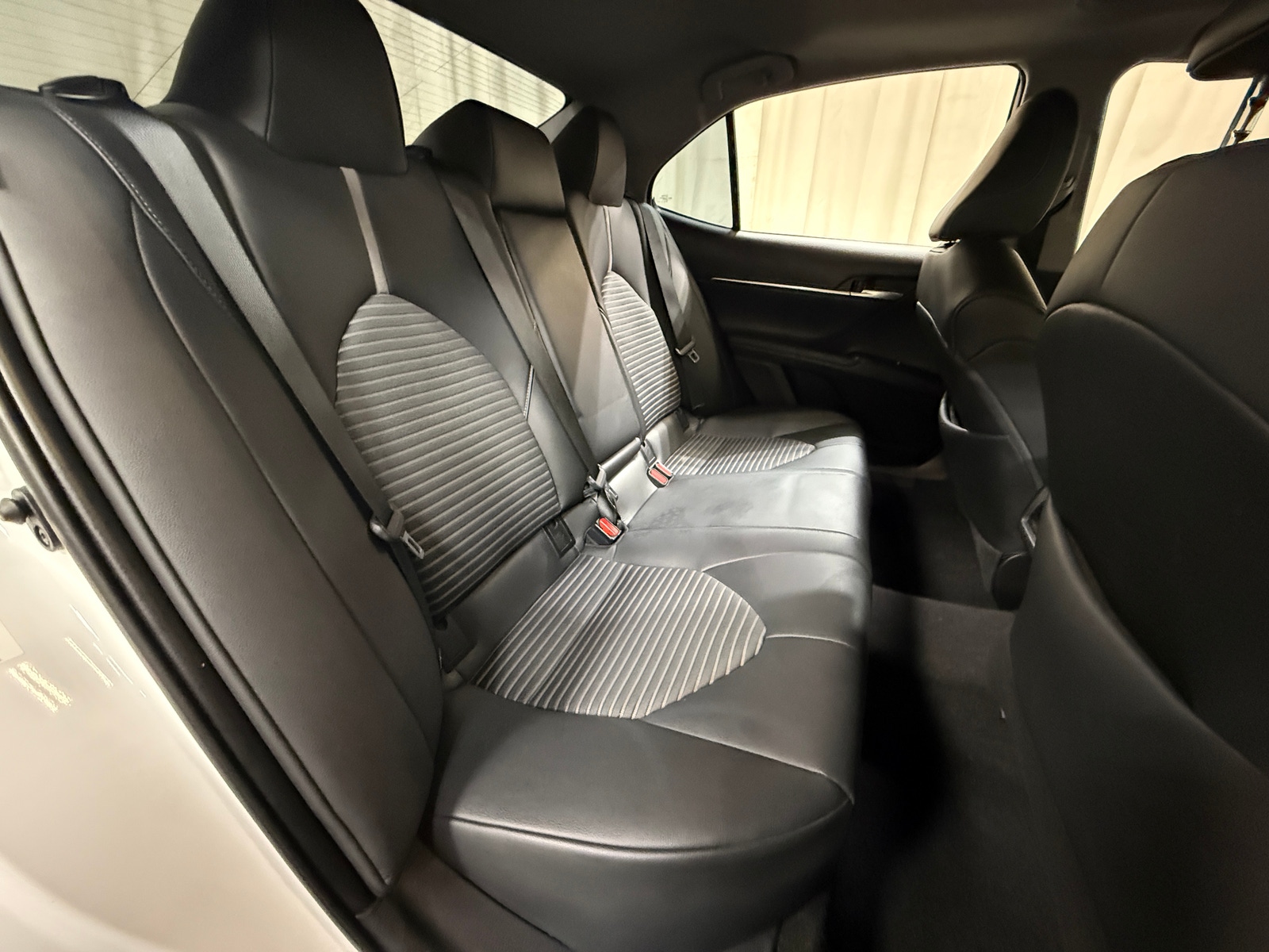 Thumbnail: 2018 Toyota Camry - 6