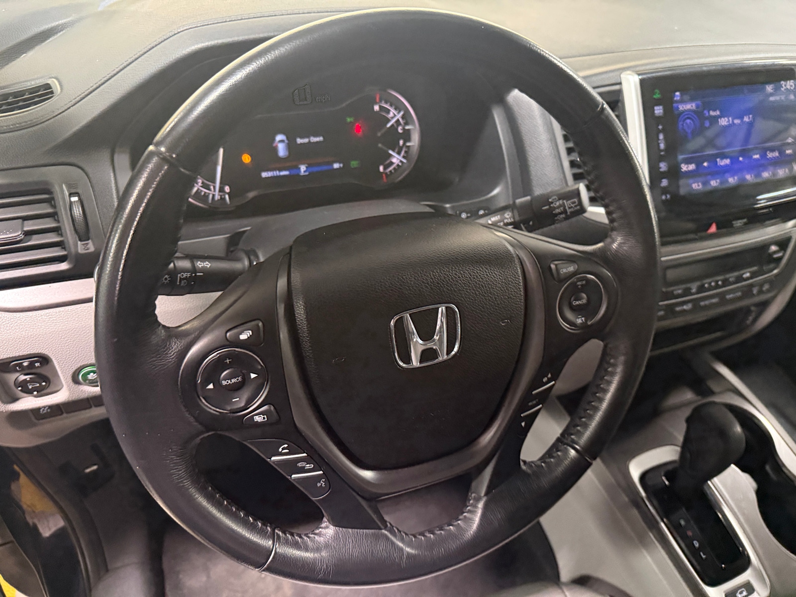 Thumbnail: 2016 Honda Pilot - 4