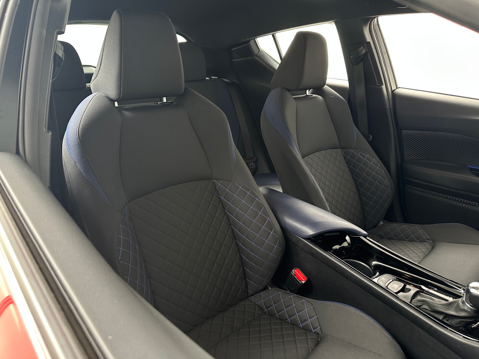 Thumbnail: 2021 Toyota C-HR - 2