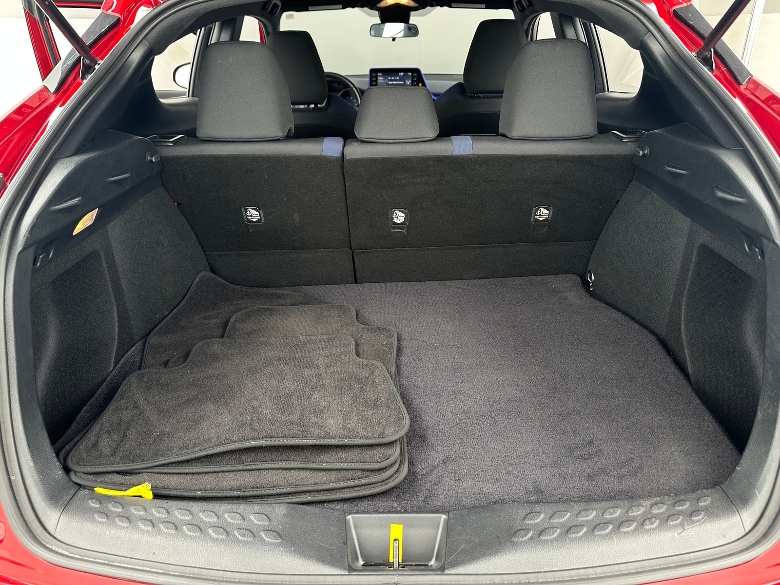 Thumbnail: 2021 Toyota C-HR - 7