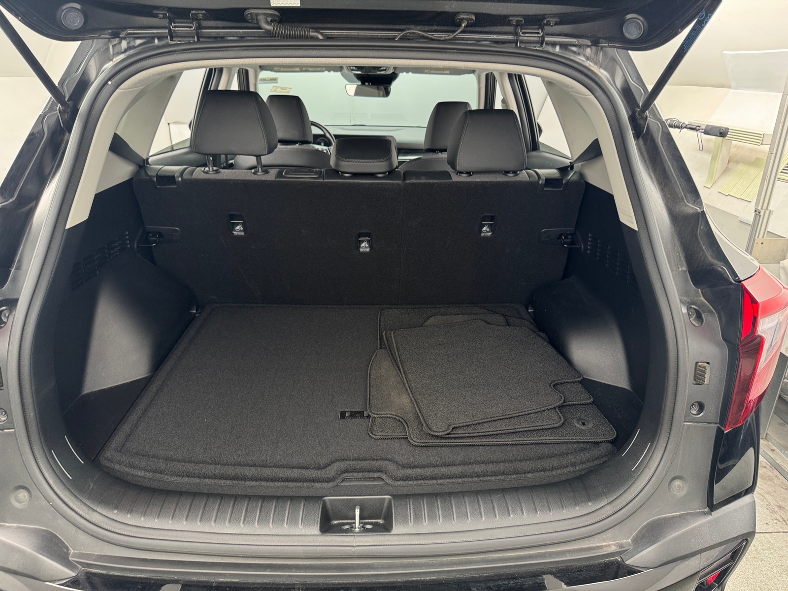 Thumbnail: 2024 Kia Seltos - 7