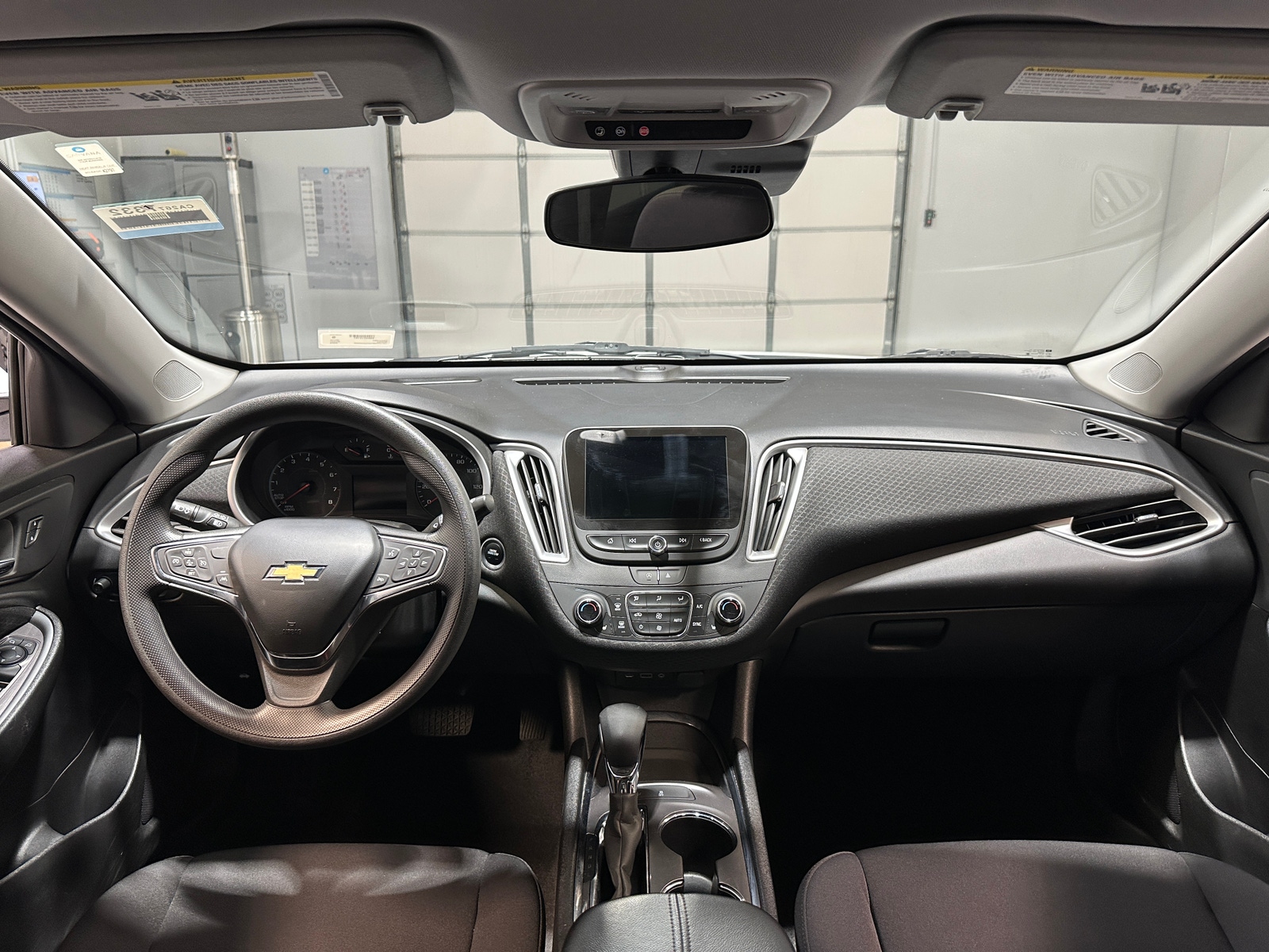 Thumbnail: 2023 Chevrolet Malibu - 3