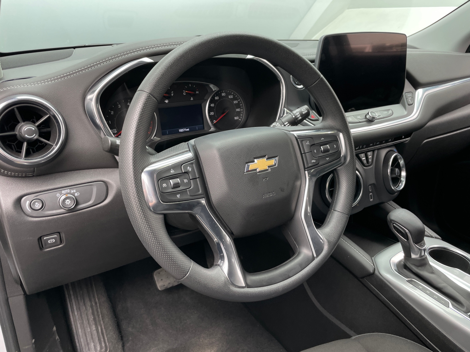 Thumbnail: 2025 Chevrolet Blazer - 5