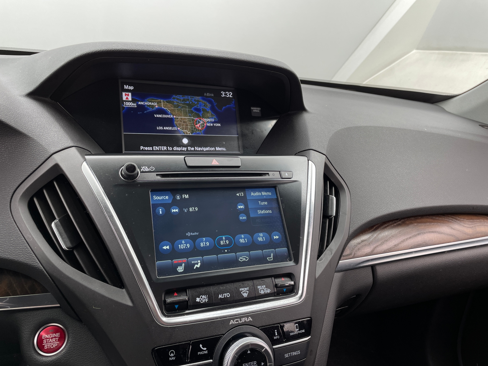 Thumbnail: 2019 Acura MDX - 3