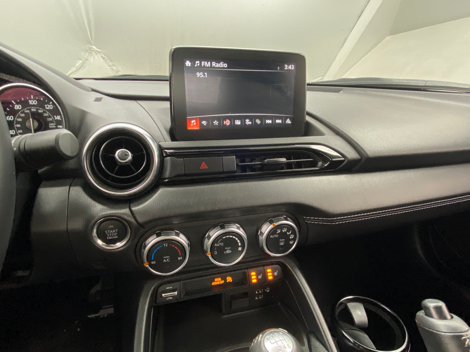 Thumbnail: 2020 Mazda MX-5 Miata - 3