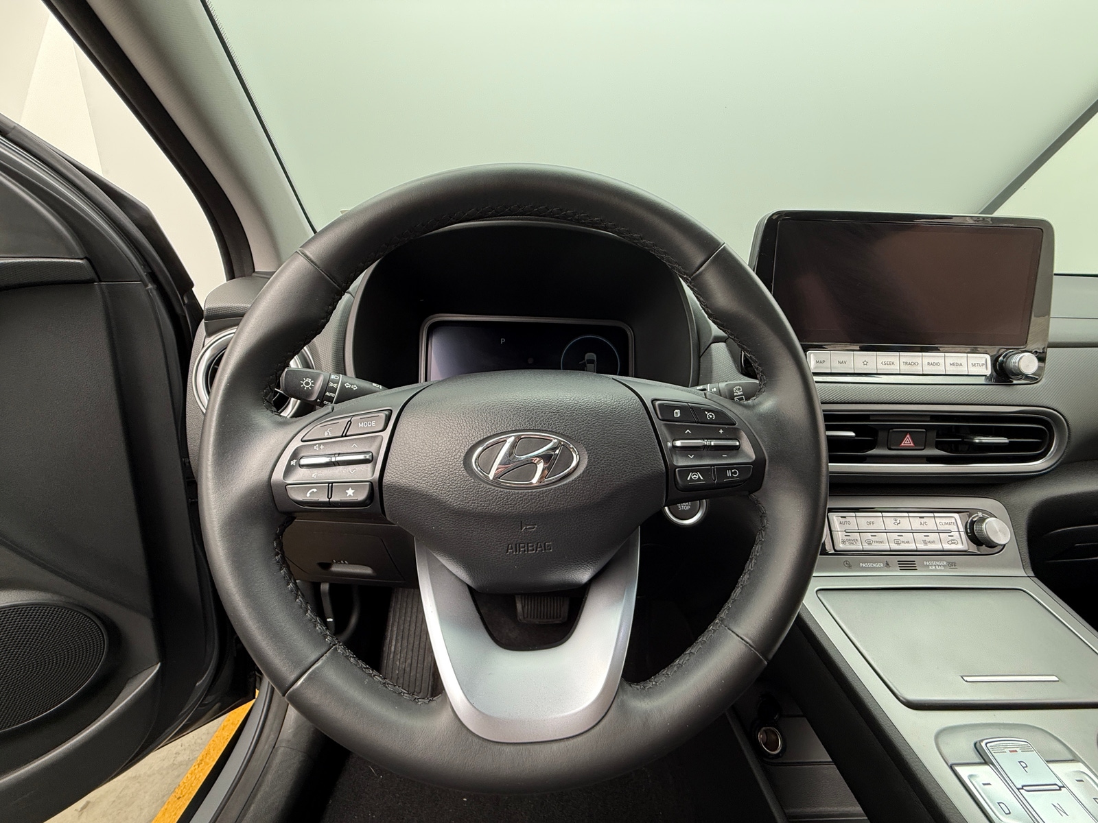 Thumbnail: 2023 Hyundai Kona - 5