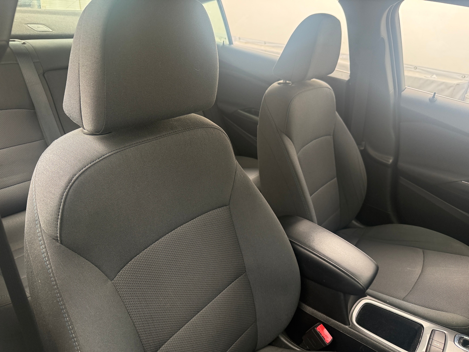 Thumbnail: 2018 Chevrolet Cruze - 2