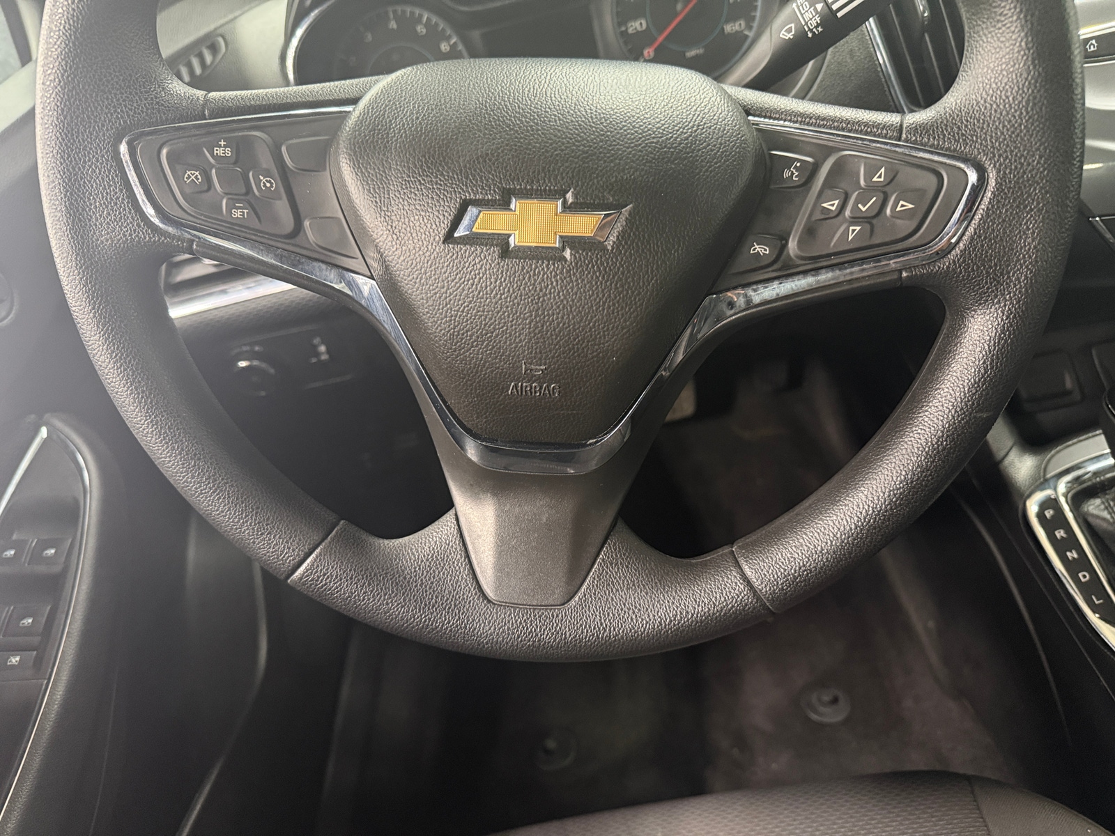 Thumbnail: 2018 Chevrolet Cruze - 5