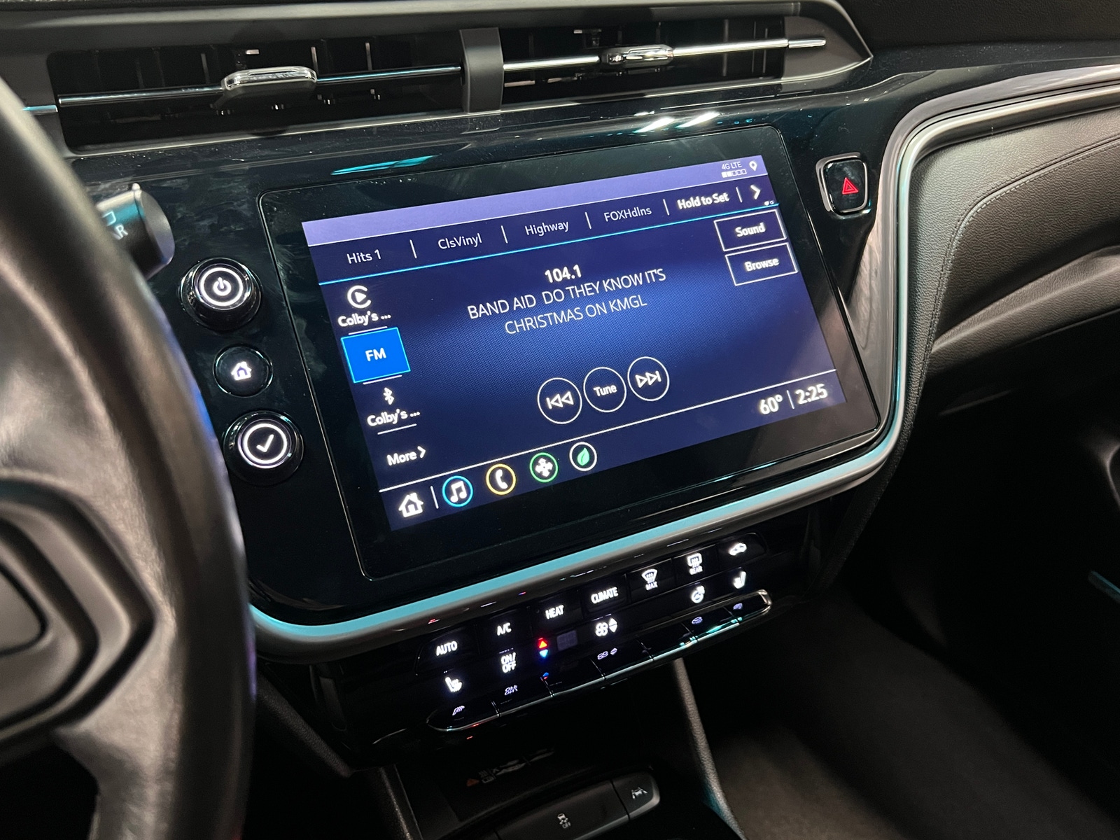 Thumbnail: 2022 Chevrolet Bolt EV - 3