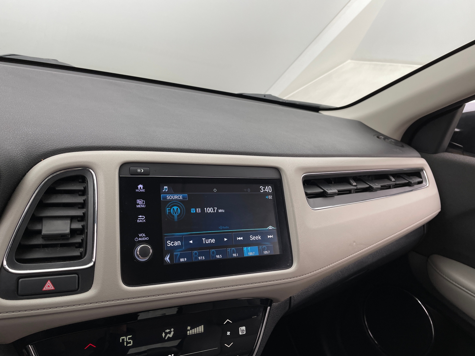 Thumbnail: 2022 Honda HR-V - 4