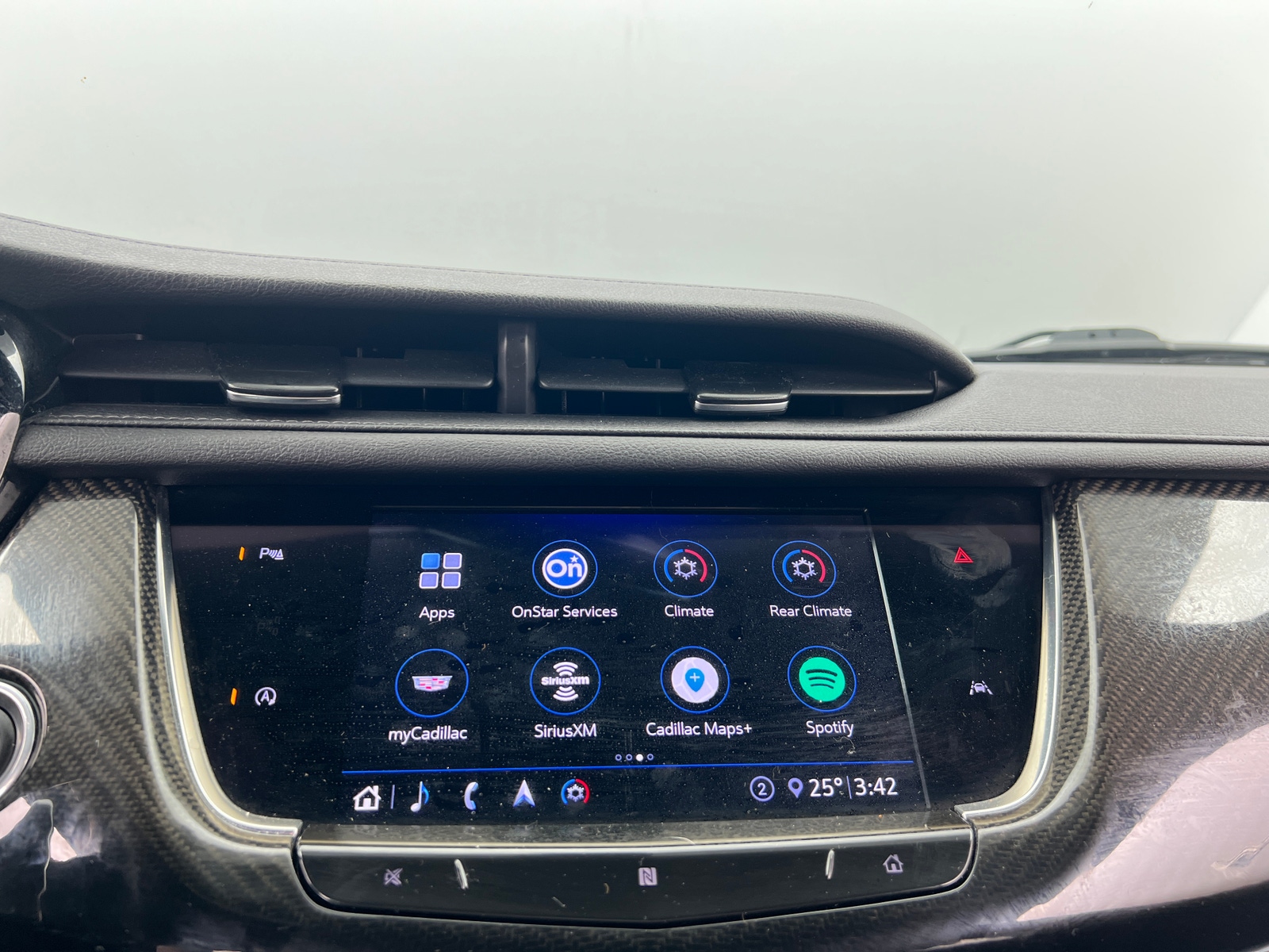 Thumbnail: 2020 Cadillac XT6 - 3