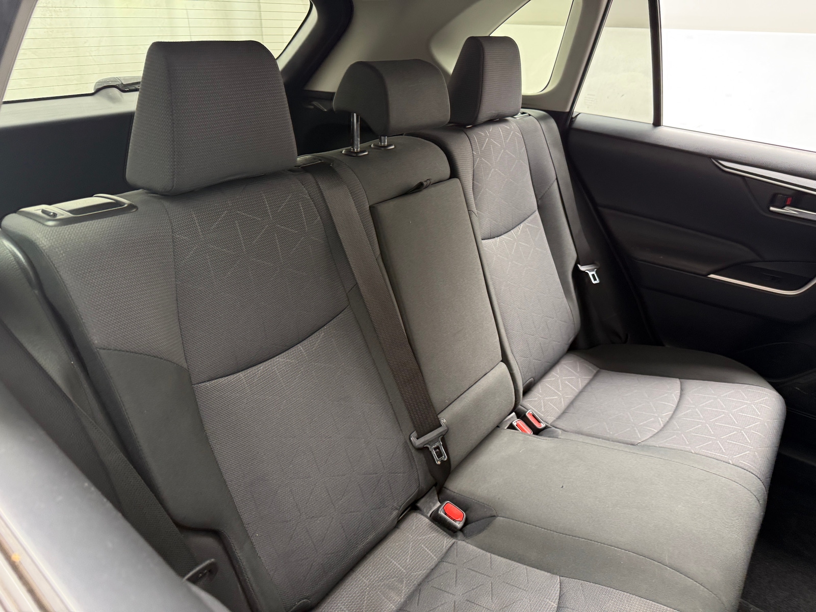 Thumbnail: 2019 Toyota RAV4 - 6