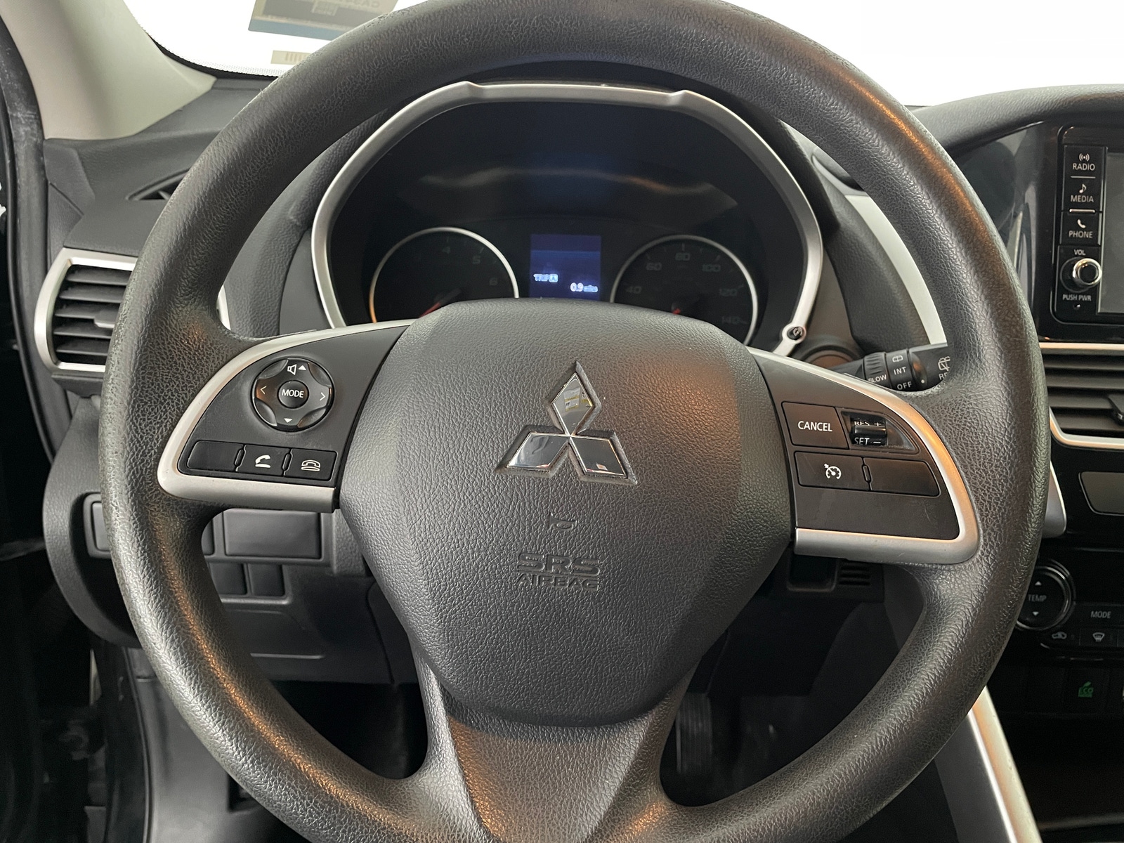 Thumbnail: 2020 Mitsubishi Eclipse Cross - 5