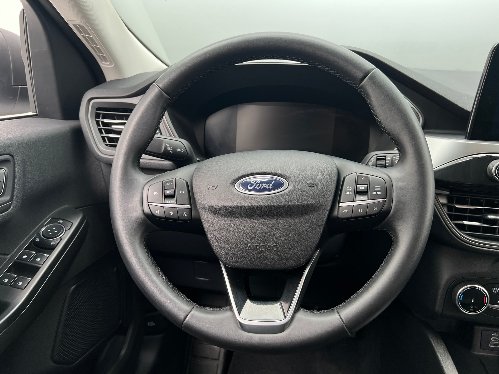 Thumbnail: 2024 Ford Escape - 5