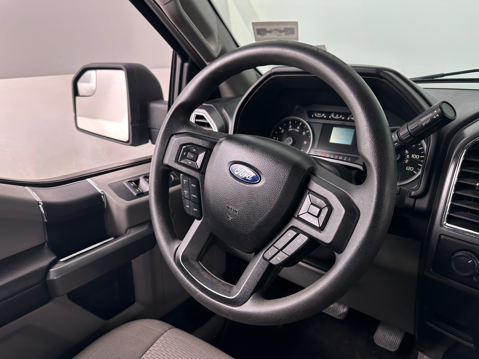 Thumbnail: 2016 Ford Econoline - 5