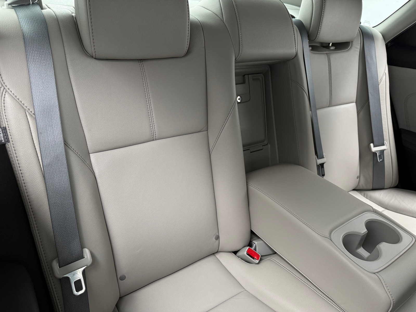 Thumbnail: 2017 Toyota Avalon - 5