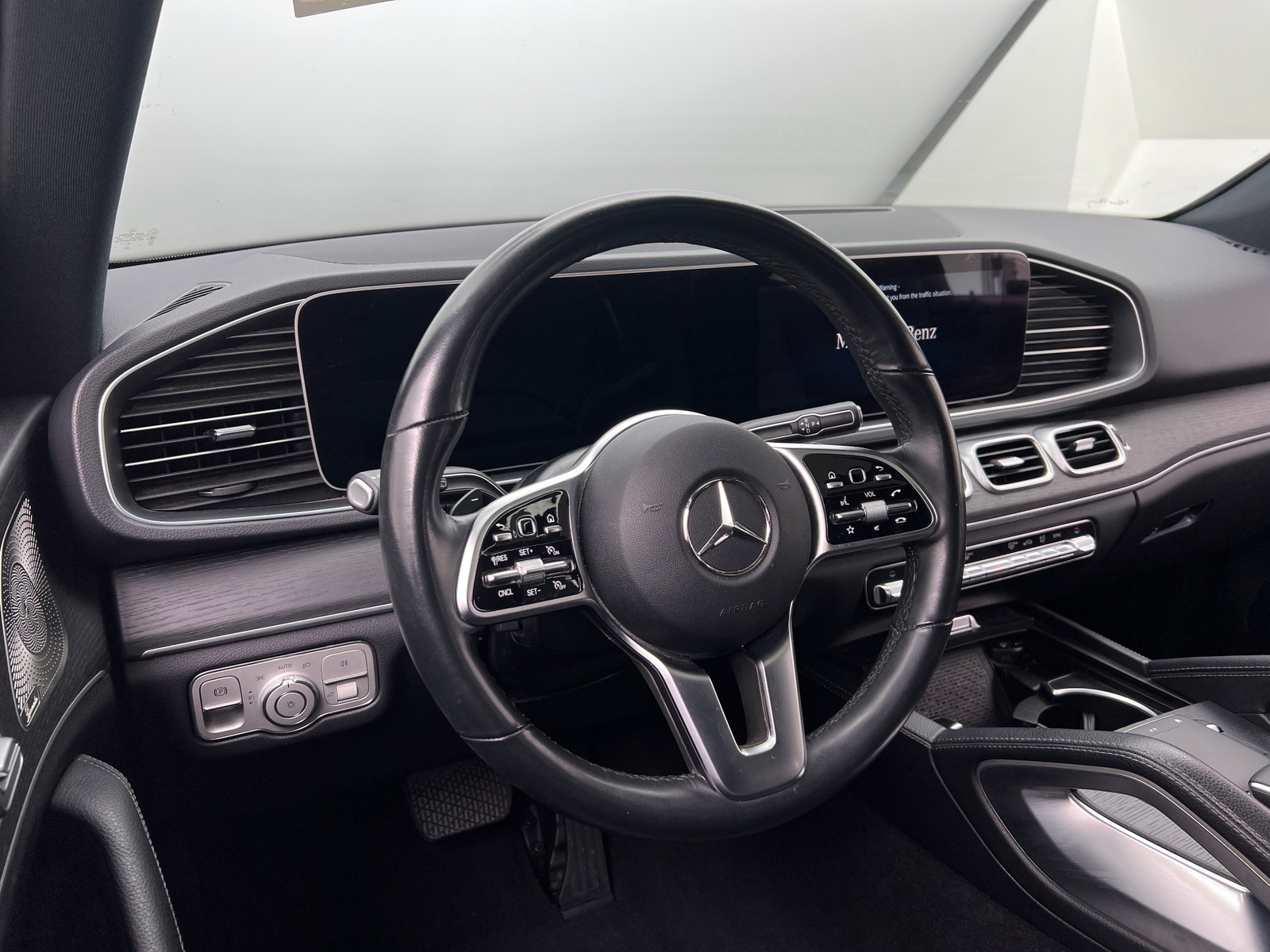 Thumbnail: 2023 Mercedes-Benz GLE - 4