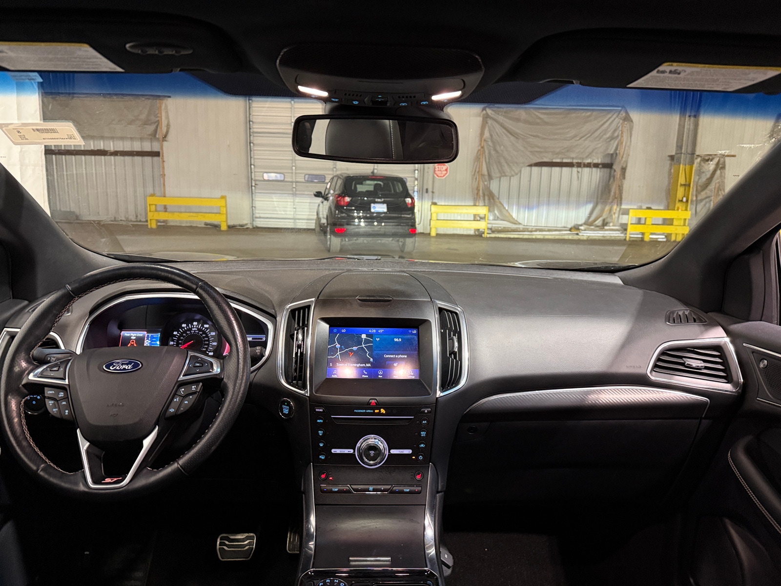 Thumbnail: 2019 Ford Edge - 3