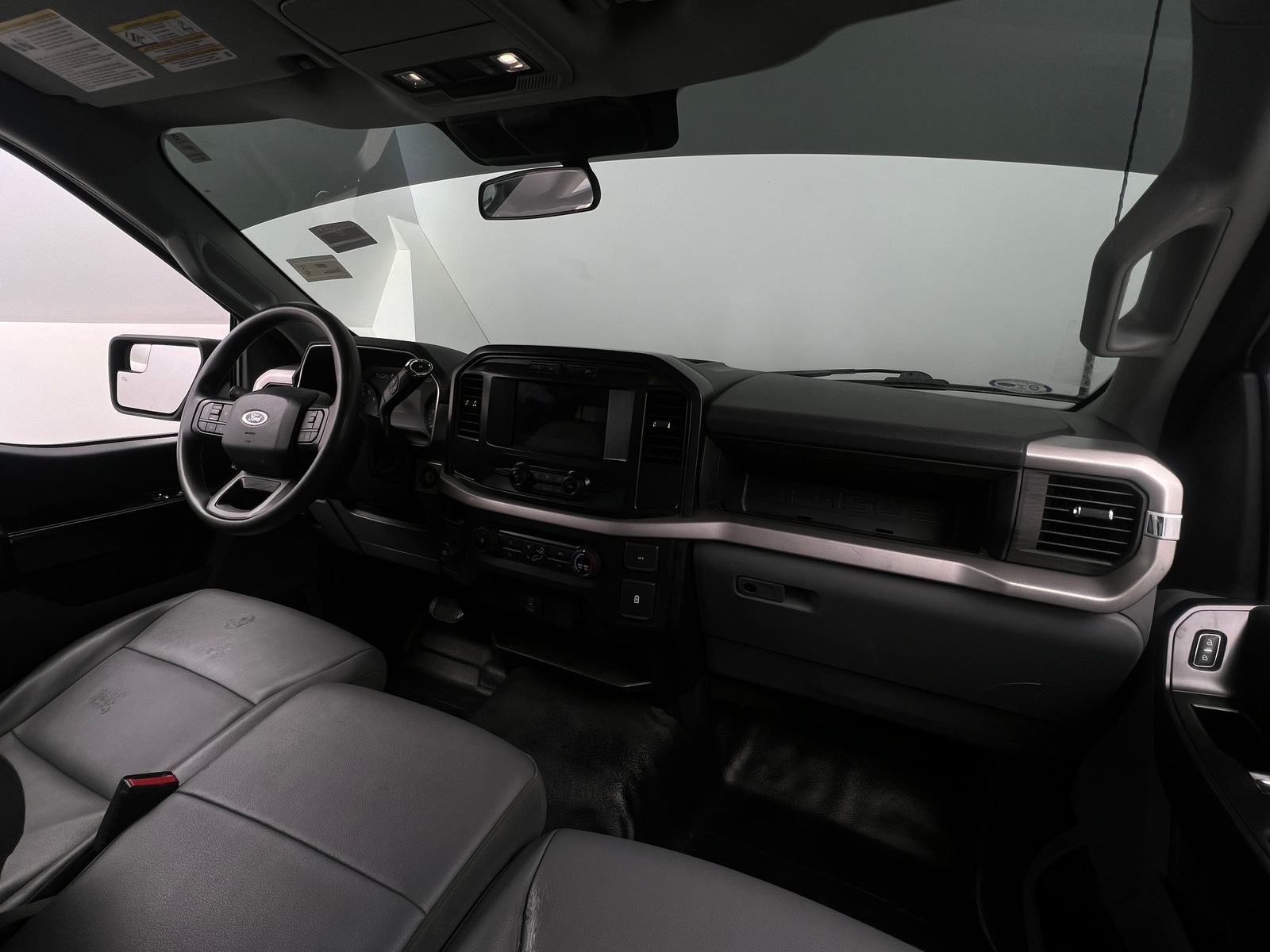 Thumbnail: 2022 Ford Econoline - 3