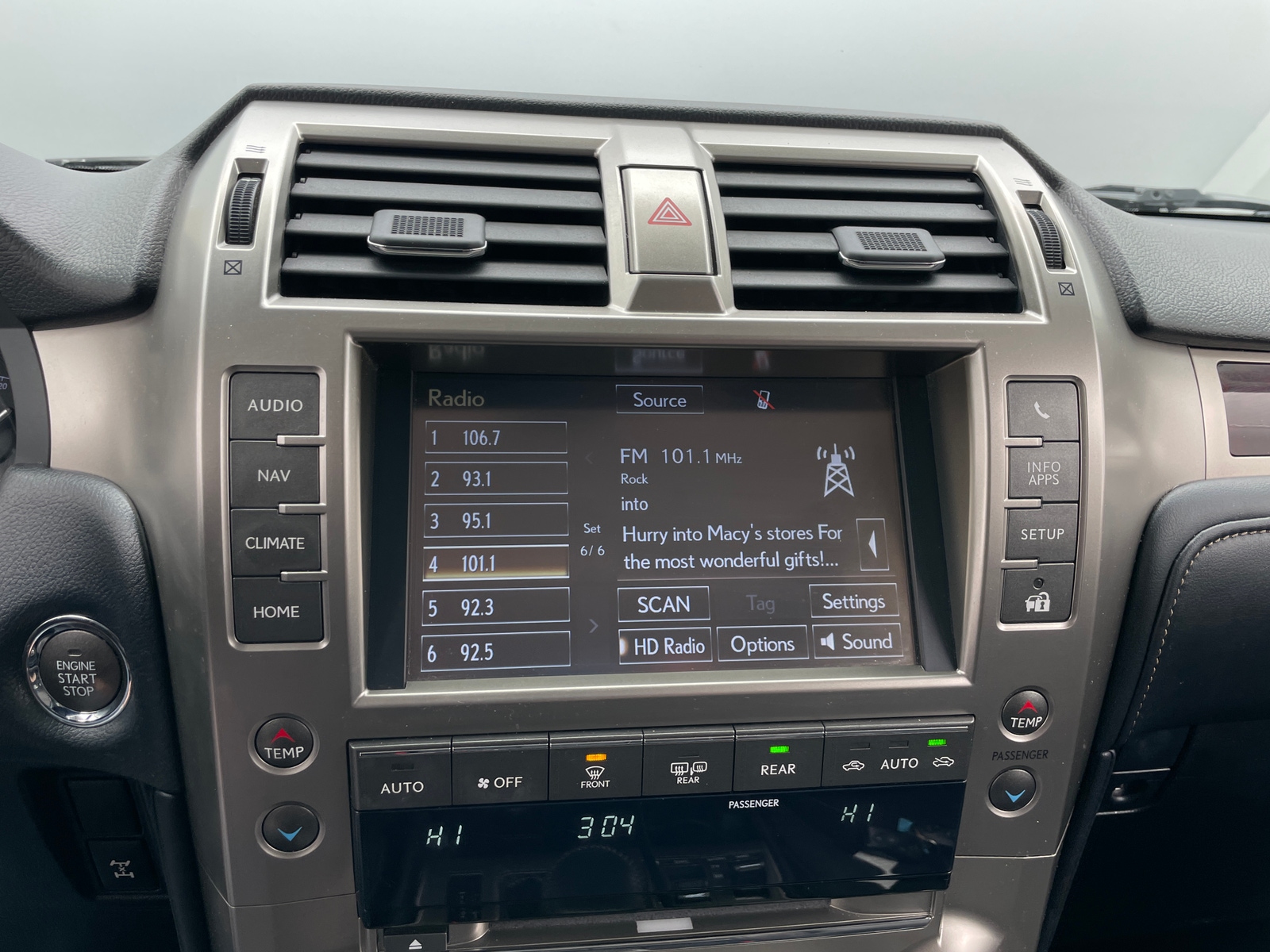 Thumbnail: 2019 Lexus GX - 3