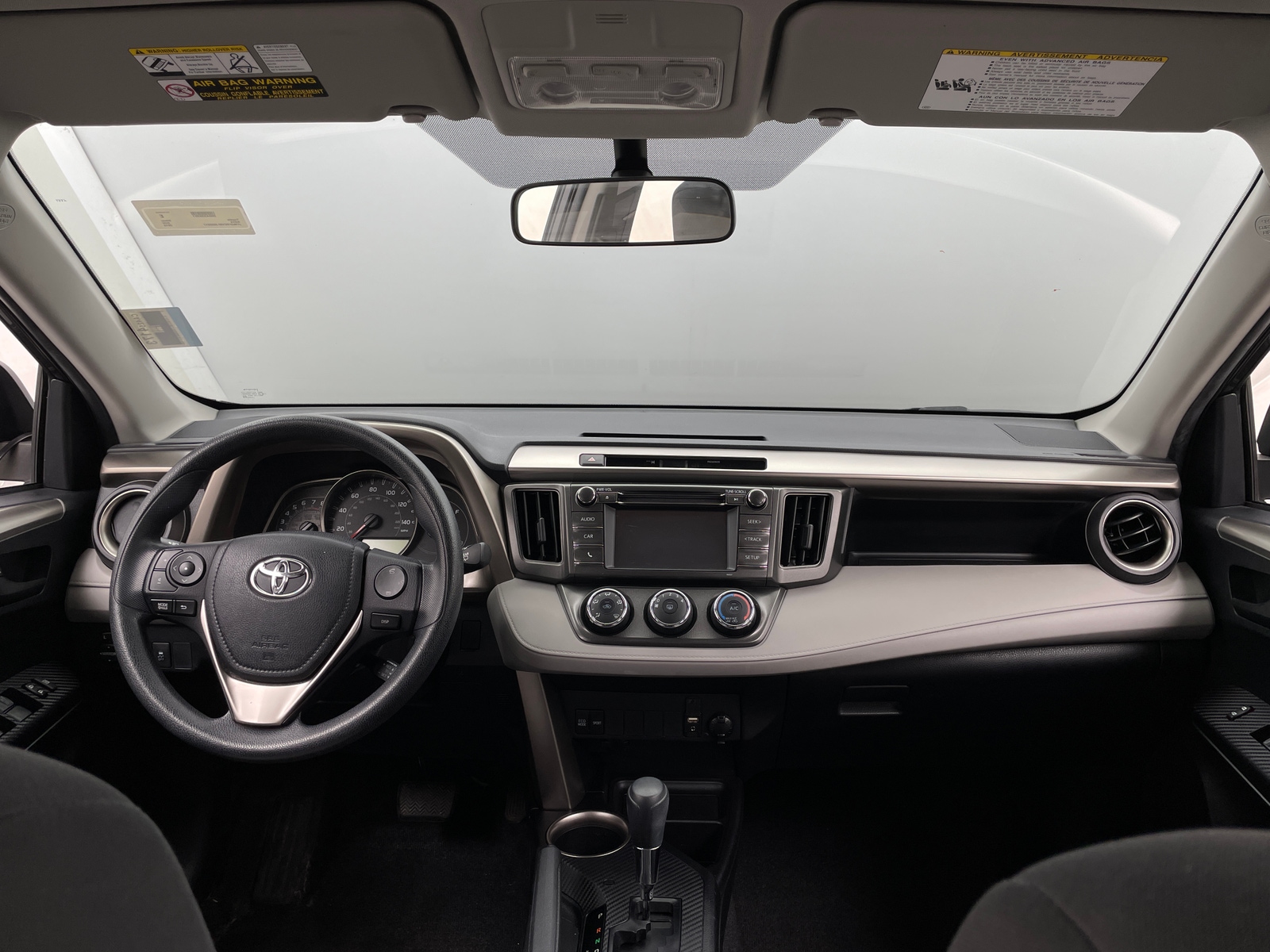 Thumbnail: 2015 Toyota RAV4 - 3