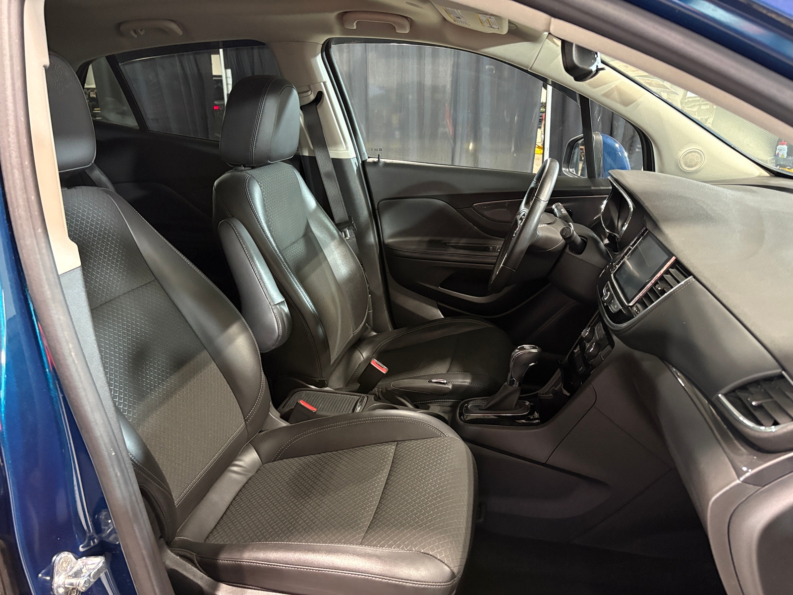 Thumbnail: 2020 Buick Encore - 2