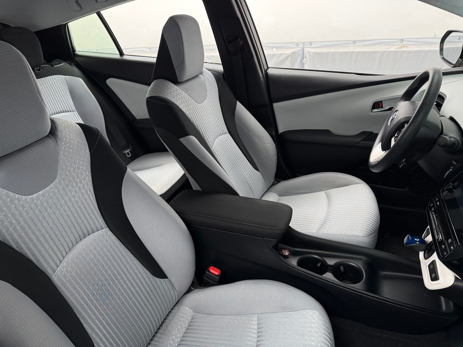 Thumbnail: 2017 Toyota Prius - 2