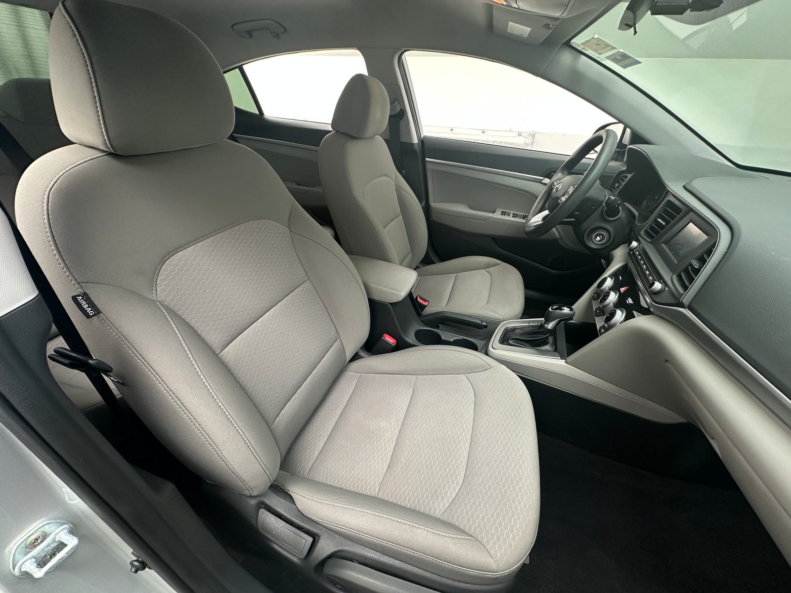 Thumbnail: 2019 Hyundai Elantra - 2