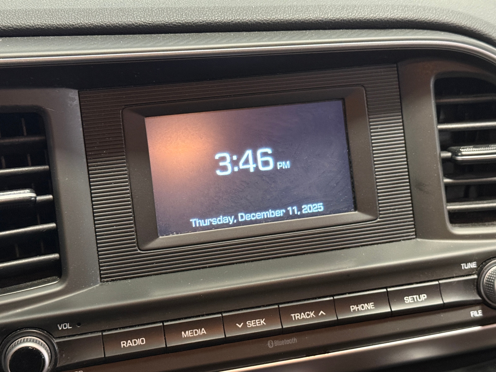 Thumbnail: 2019 Hyundai Elantra - 4