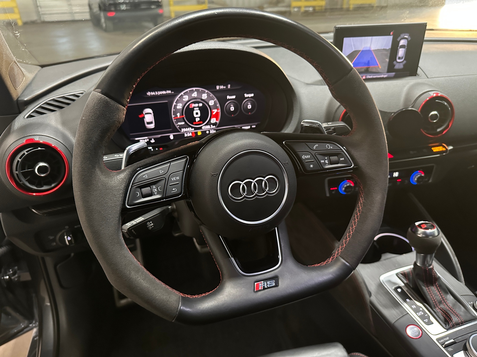 Thumbnail: 2018 Audi RS 3 - 4