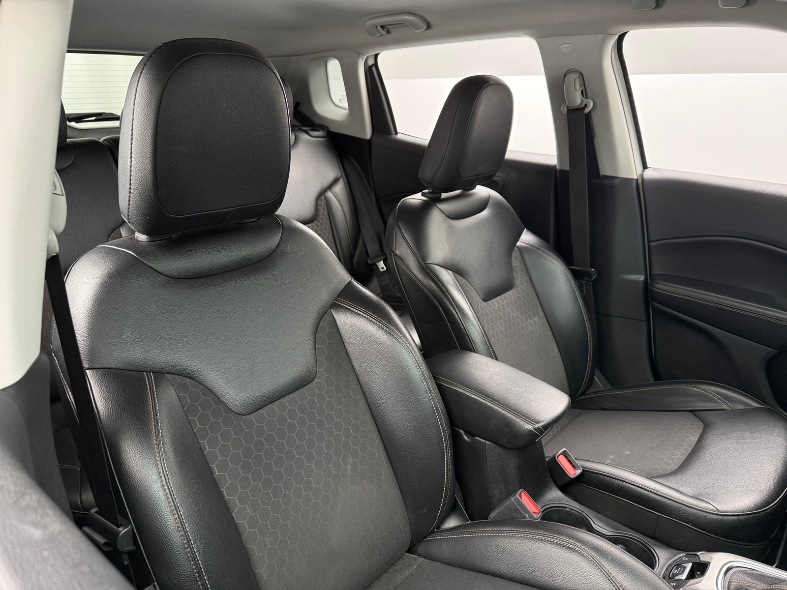 Thumbnail: 2018 Jeep Compass - 2