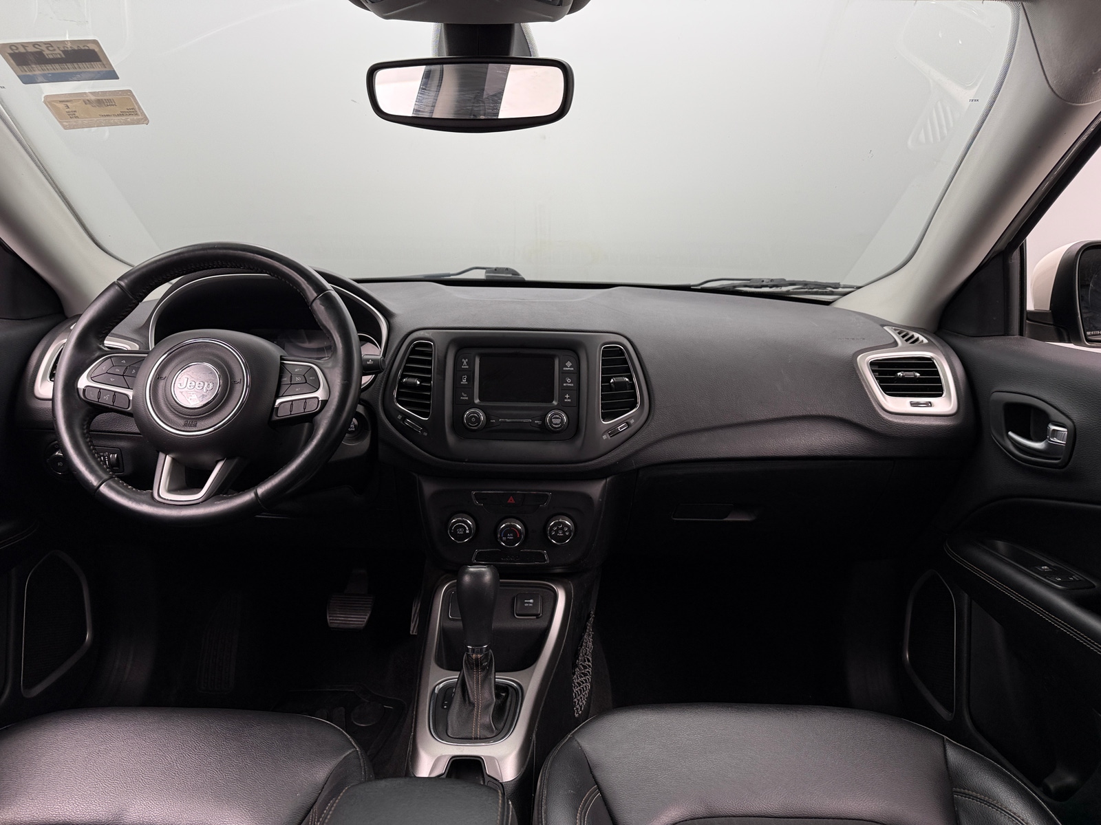 Thumbnail: 2018 Jeep Compass - 3