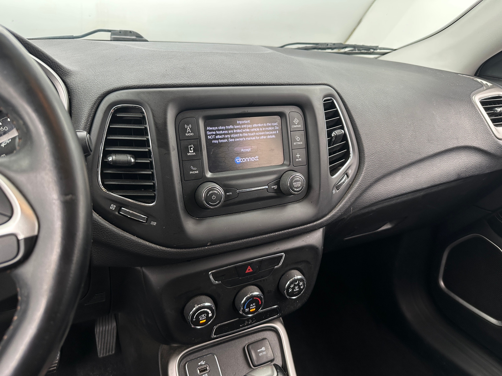 Thumbnail: 2018 Jeep Compass - 4