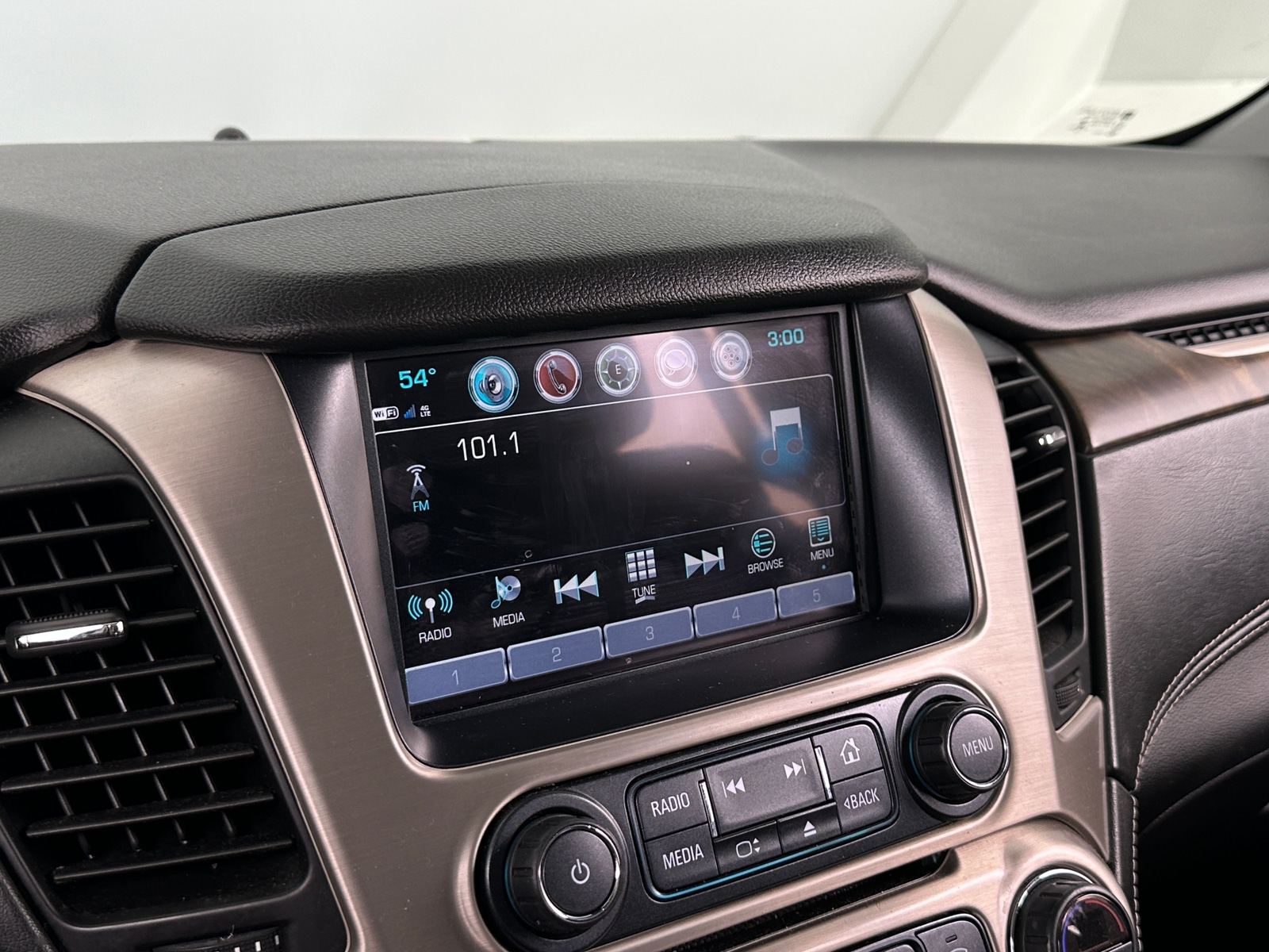 Thumbnail: 2018 GMC Yukon - 3