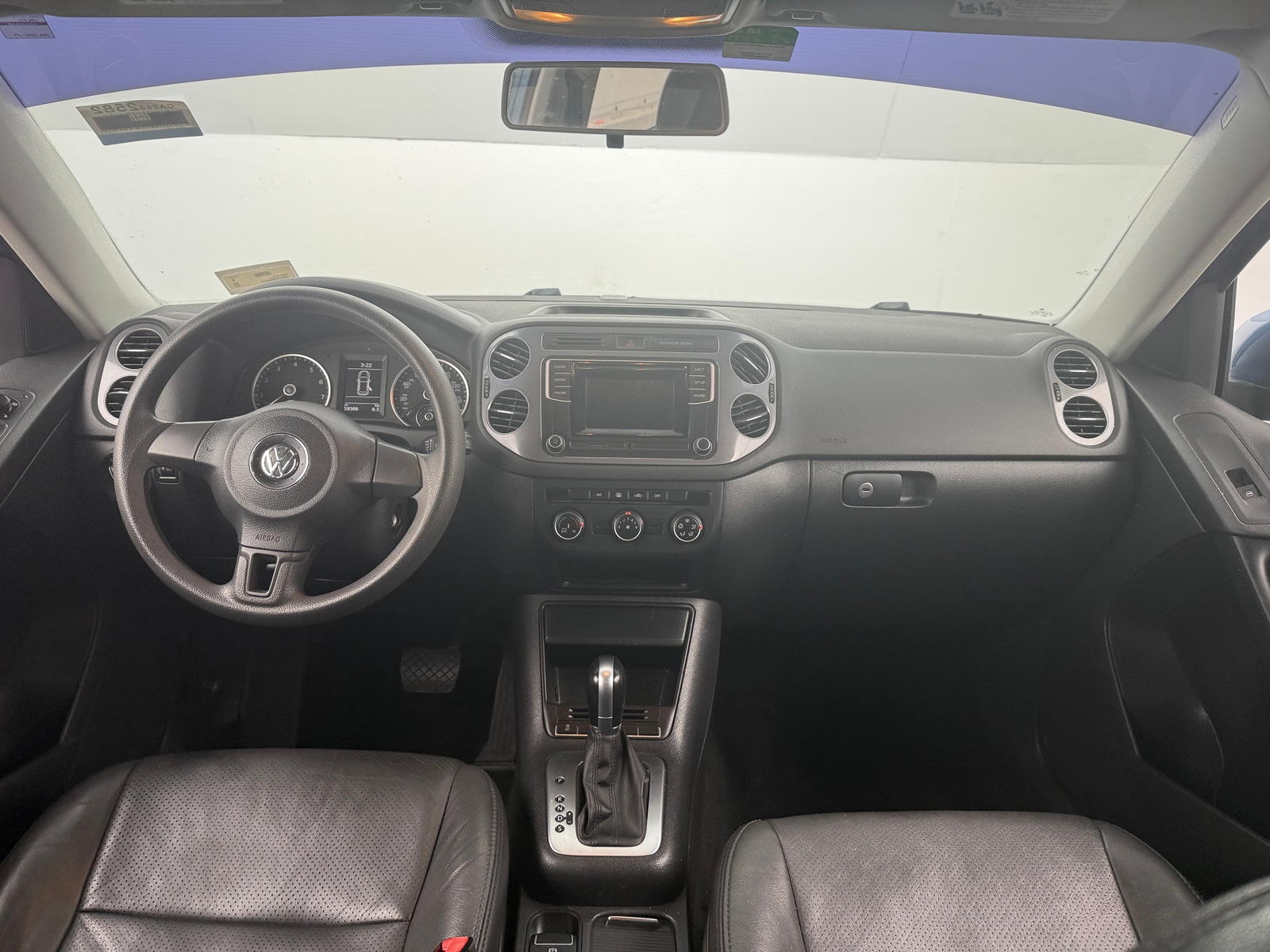 Thumbnail: 2017 Volkswagen Tiguan - 2