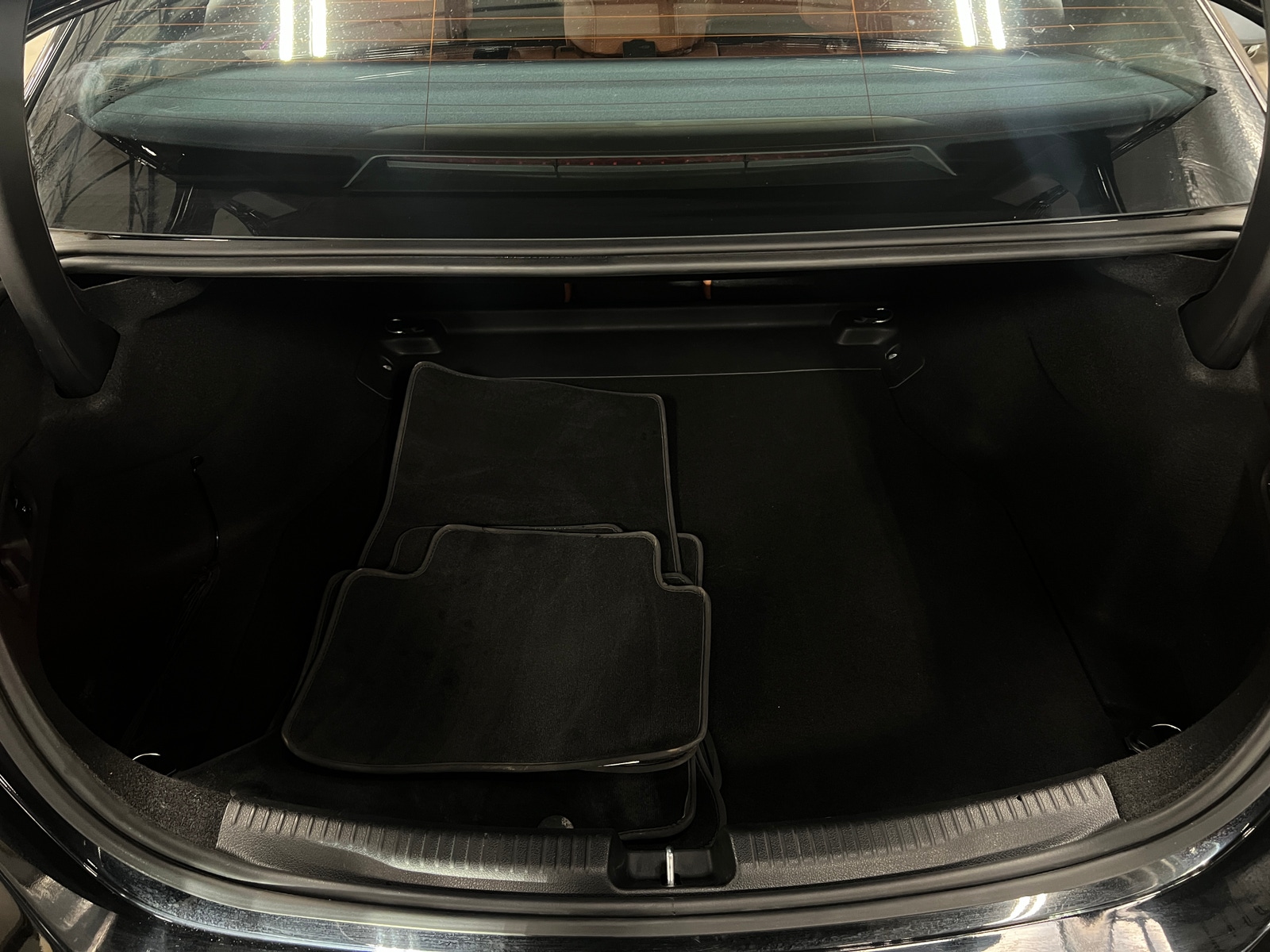 Thumbnail: 2023 Mercedes-Benz C-Class - 6