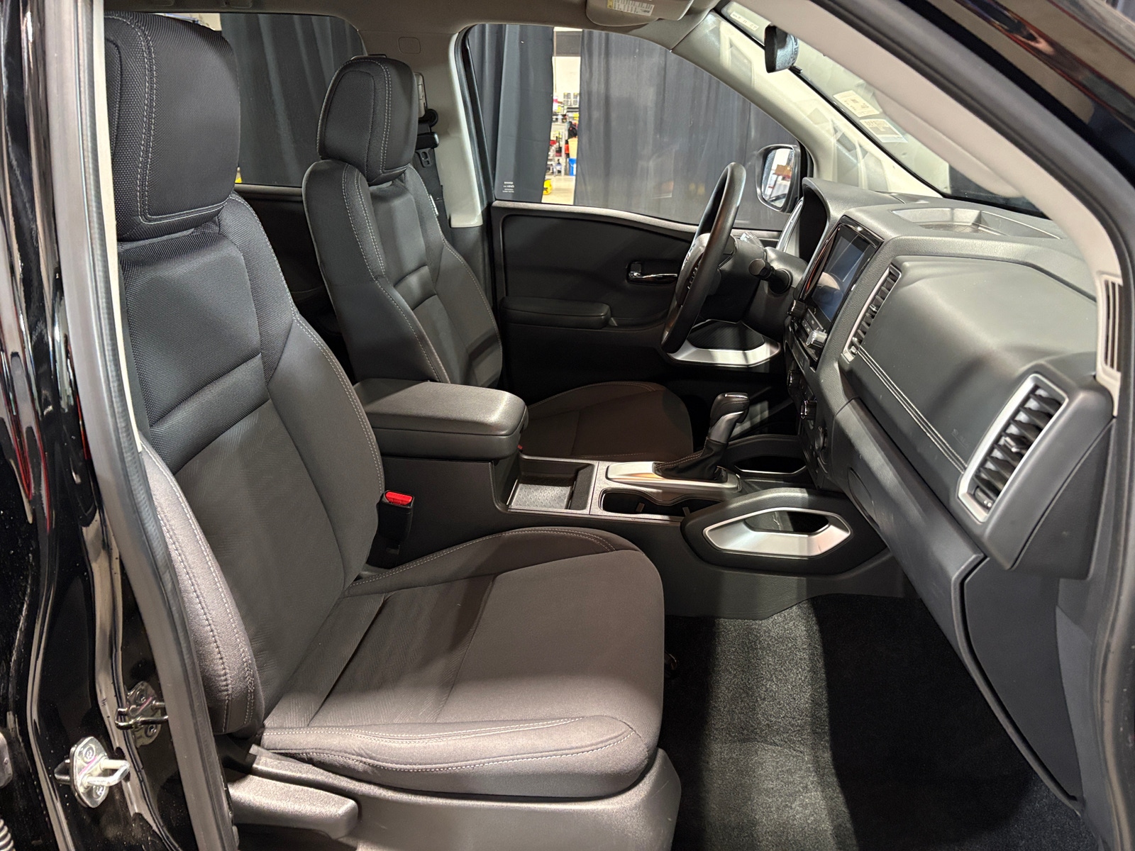 Thumbnail: 2023 Nissan Frontier - 2