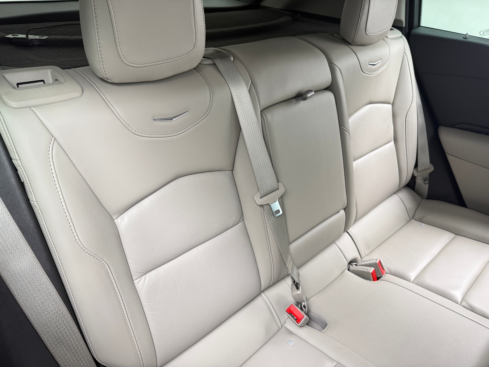 Thumbnail: 2023 Cadillac XT4 - 5