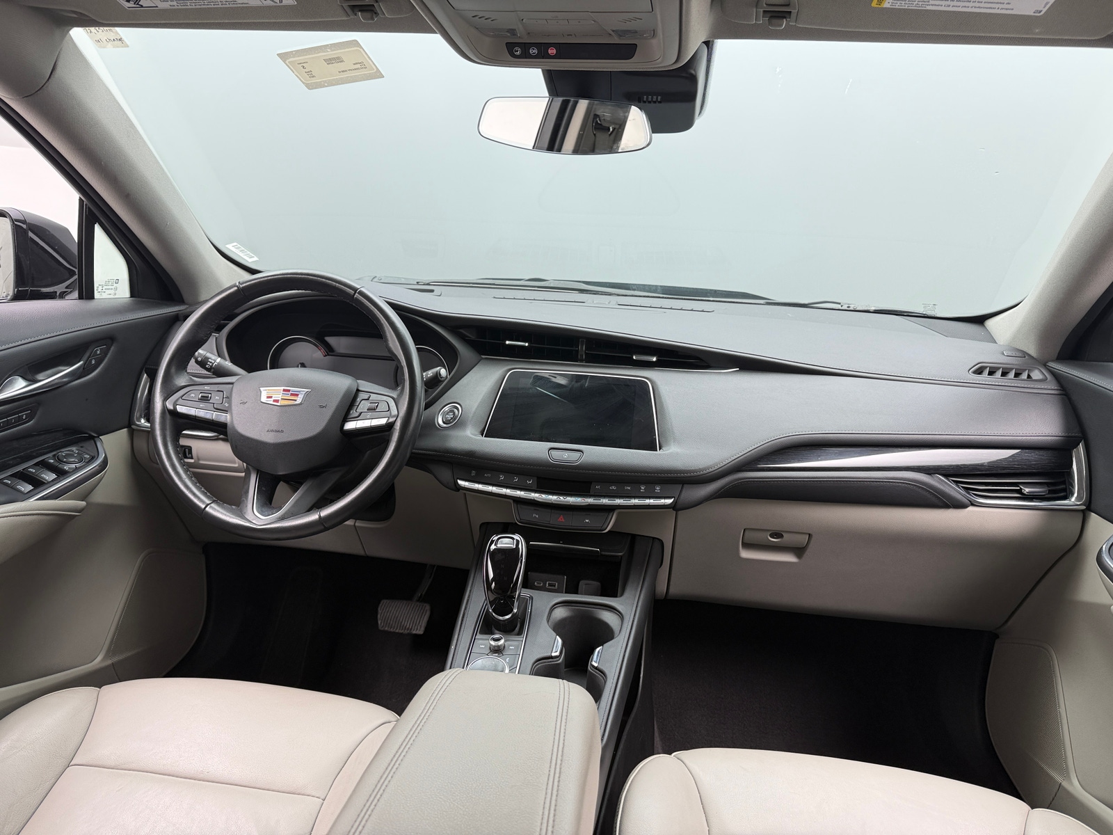 Thumbnail: 2023 Cadillac XT4 - 2