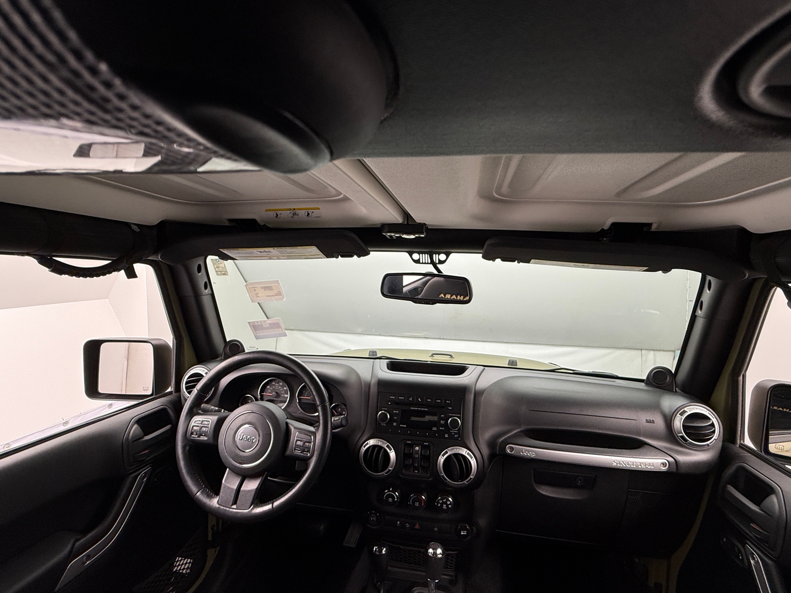 Thumbnail: 2013 Jeep Wrangler - 3