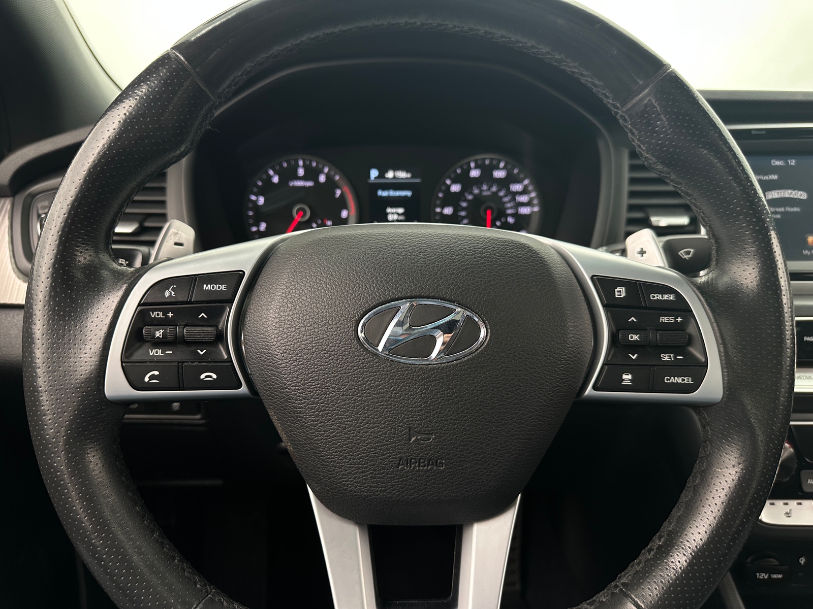 Thumbnail: 2019 Hyundai Sonata - 4