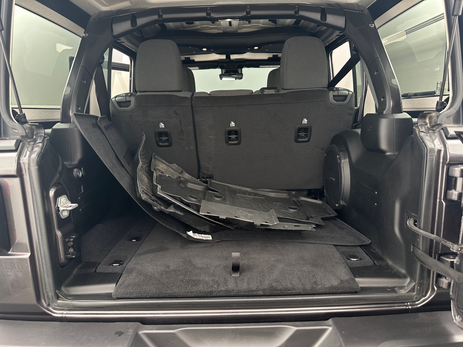 Thumbnail: 2024 Jeep Wrangler - 7