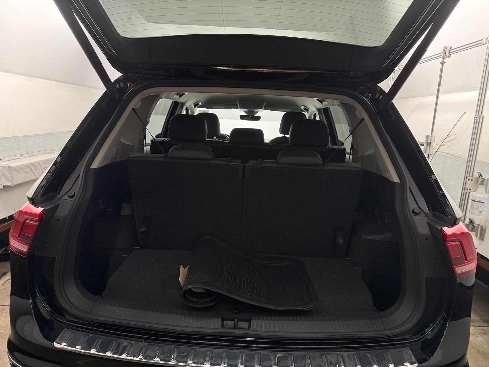 Thumbnail: 2024 Volkswagen Tiguan - 6