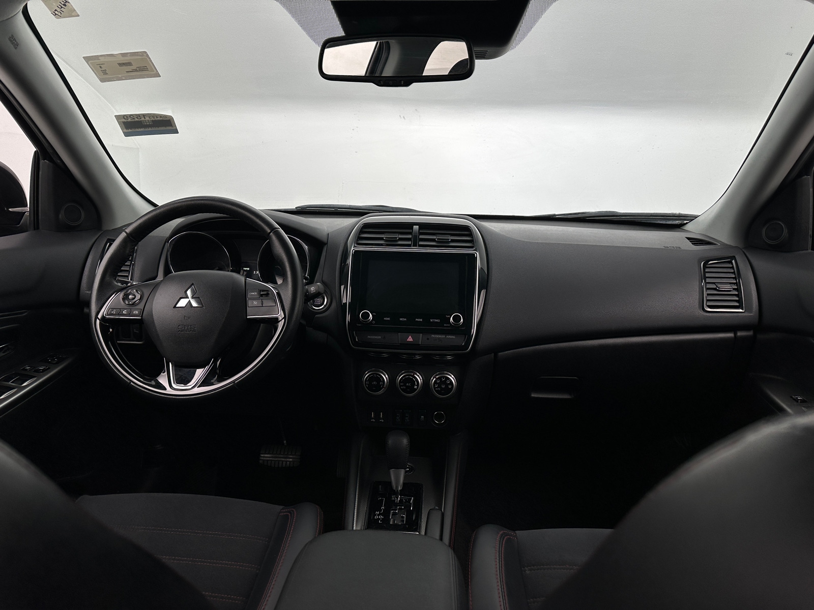 Thumbnail: 2024 Mitsubishi Outlander Sport - 2